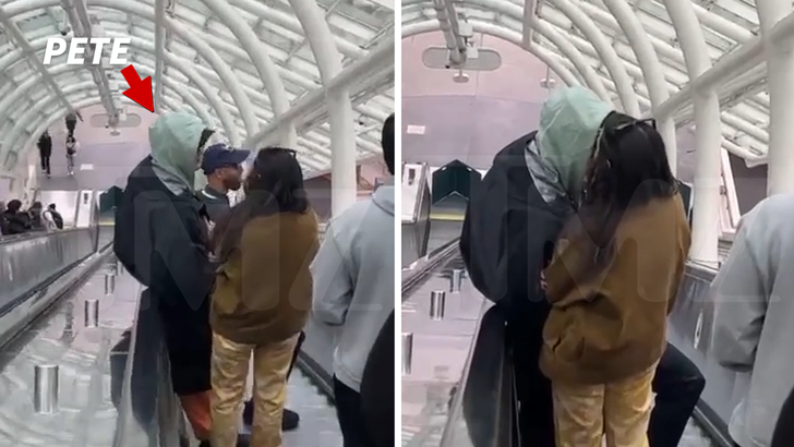 Pete Davidson and Chase Sui Wonders Kiss On Universal Studios