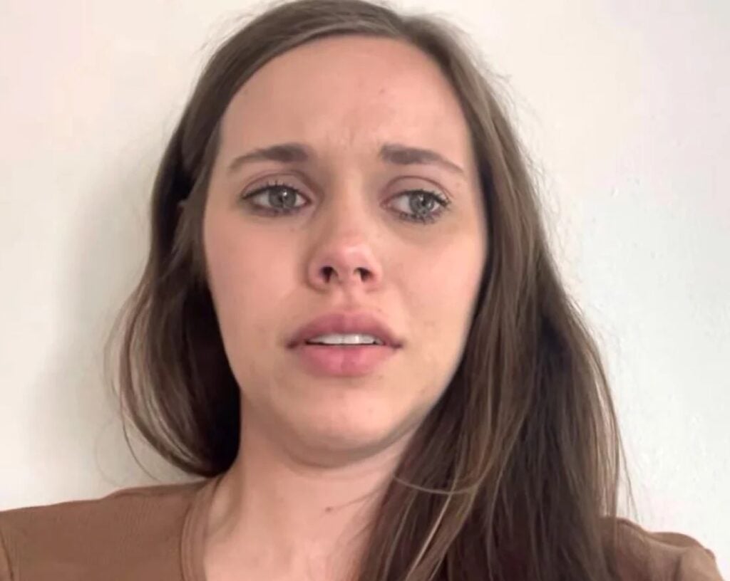 Jessa Duggar Posts Video of Messy Home Fans Spot Clue